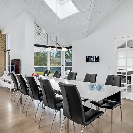 Stunning Home In Blavand With Sauna Holiday home *